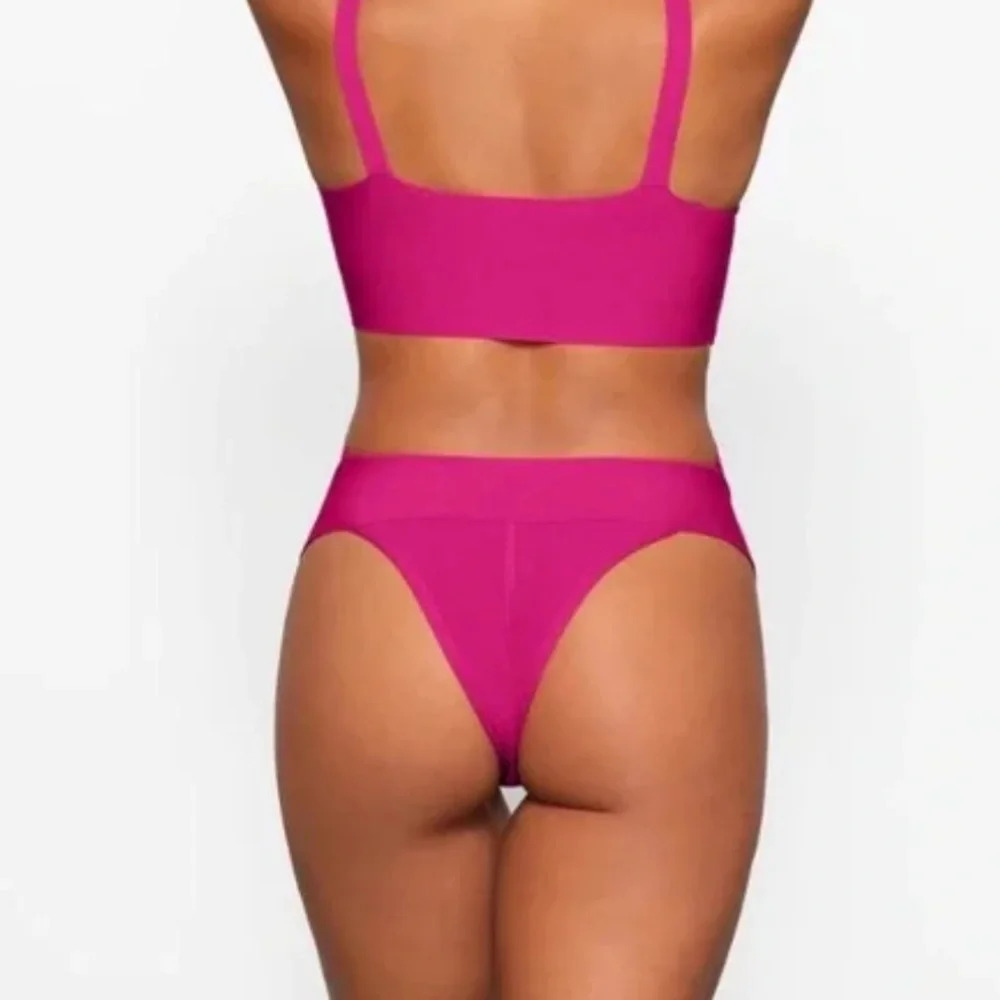 NWT SKIMS Knit Swim Cheeky Bikini Bottom size 4X Magenta Pink style SW-CHE-0166 - Picture 2 of 13